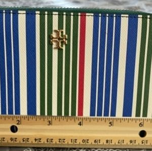 NWOT Torry Burch wallet